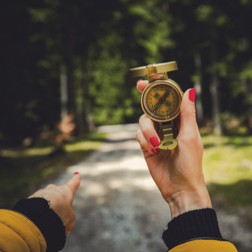 korzysci kompas wiesz dokad isc